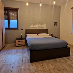 La Dimora Dei Consoli - House A Casa vacanze