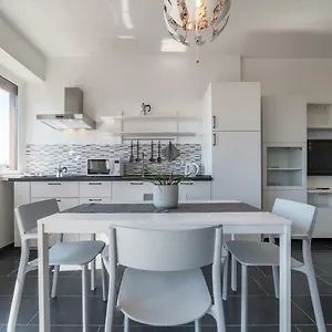 Nomentana White By Ghor Roma
