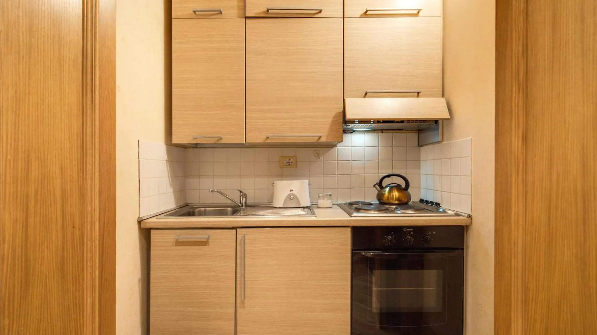 M&L Apartments - Ardesia Colosseo Roma