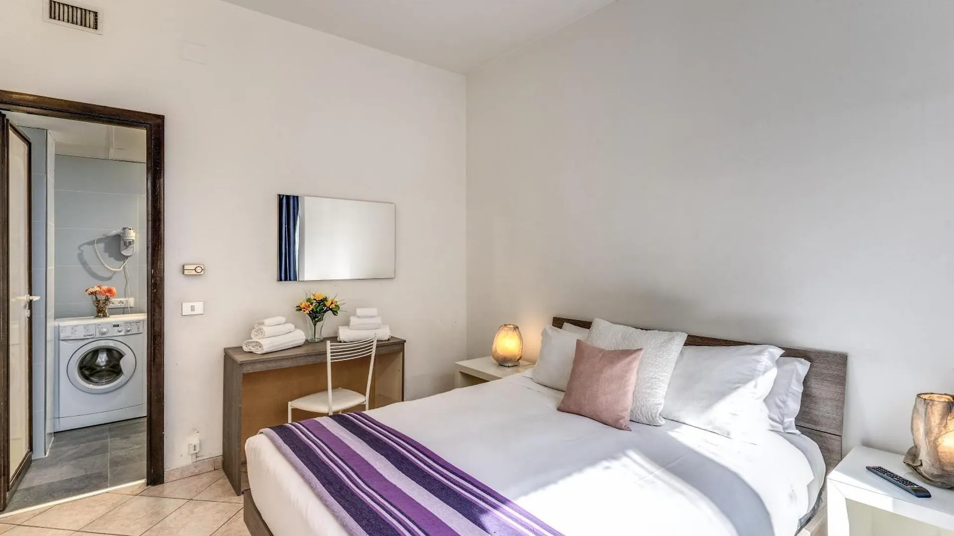 M&L Apartments - Ardesia Colosseo Roma 0*,  Italia